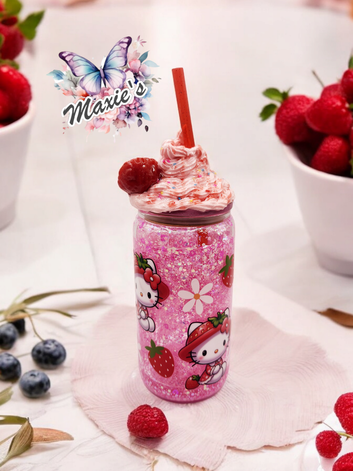 Strawberry š Kitty & Daisy with Yummy Whipped Cream 16oz. Libbey Glass Cup